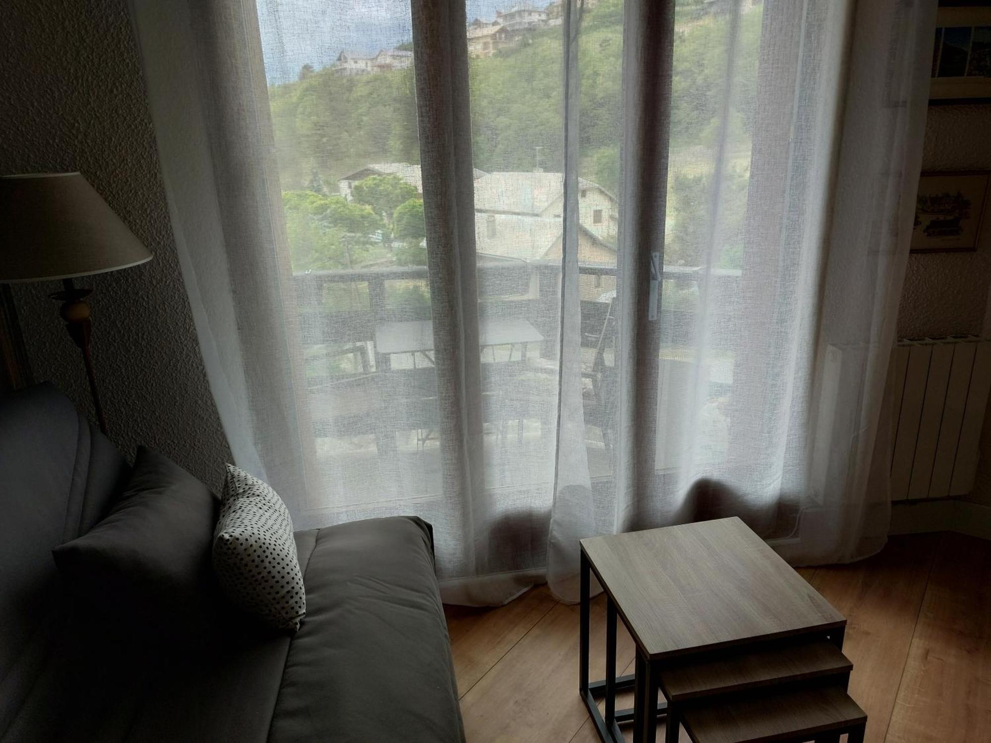 Appartement En Residence Proche Du Plan D'Eau Embrun Exterior photo